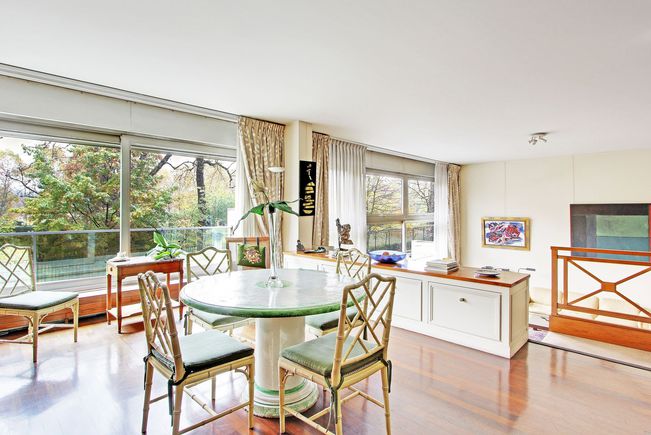 Contemporary Apartment, Paris