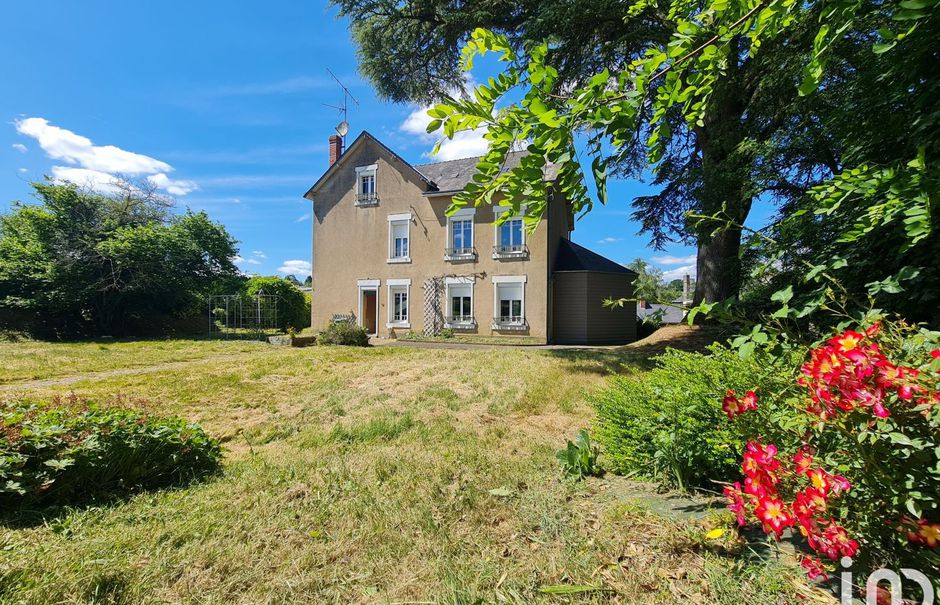 Vente maison 7 pièces 217 m² à Villaines-la-Juhel (53700), 249 000 €