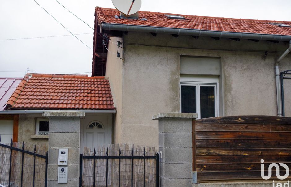 Vente maison 3 pièces 62 m² à Le Chambon-Feugerolles (42500), 164 000 €