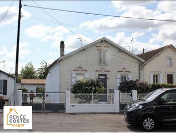 Maison A Vendre Saintes 17100 Achat Maison Bien Ici