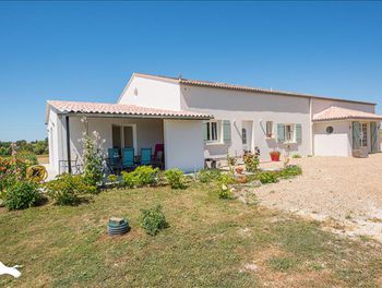 Vente De Maison A Mortagne Sur Gironde 17 Maison A Vendre