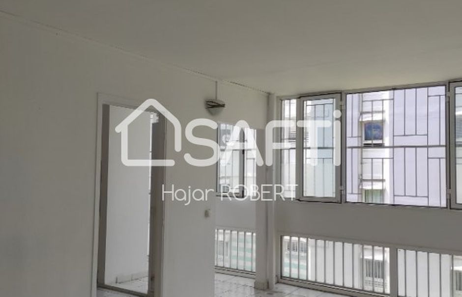 Vente appartement 3 pièces 61 m² à Fort de france (97200), 100 000 €