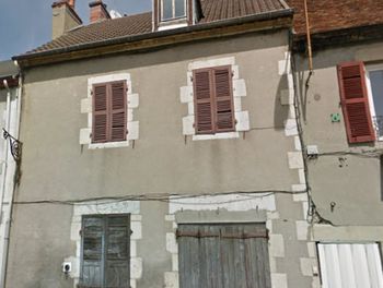 maison à Villeneuve-sur-Allier (03)