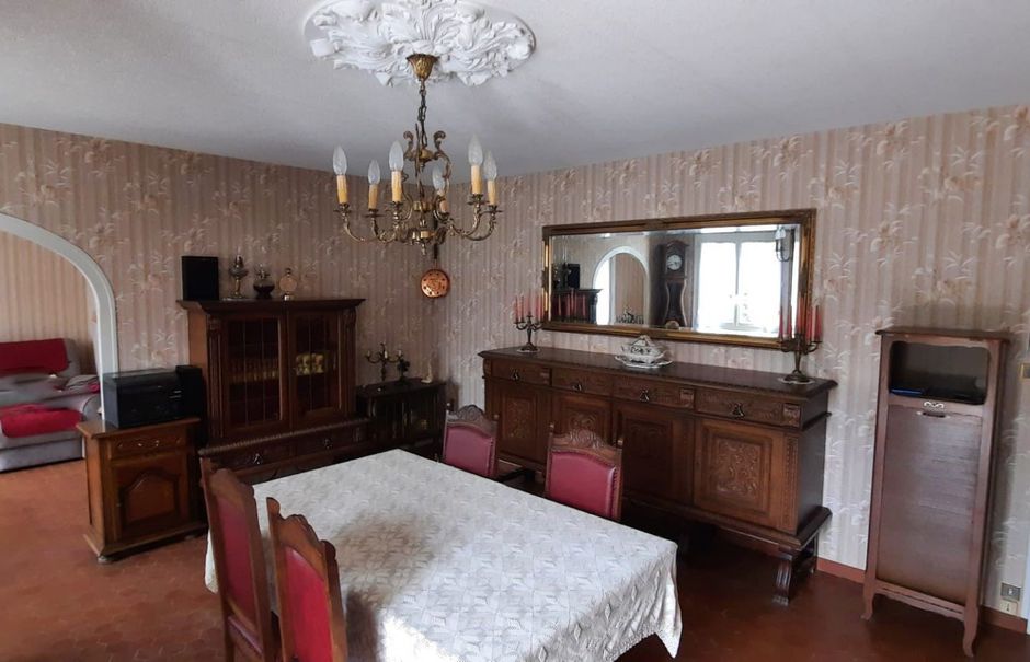 Vente maison 3 pièces 88 m² à Saint-Amand-sur-Sèvre (79700), 138 500 €