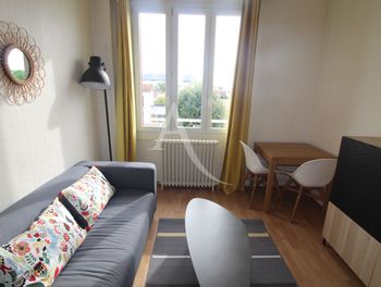 Location D Appartement 2 Pieces A Rueil Malmaison 92 Appartement A Louer