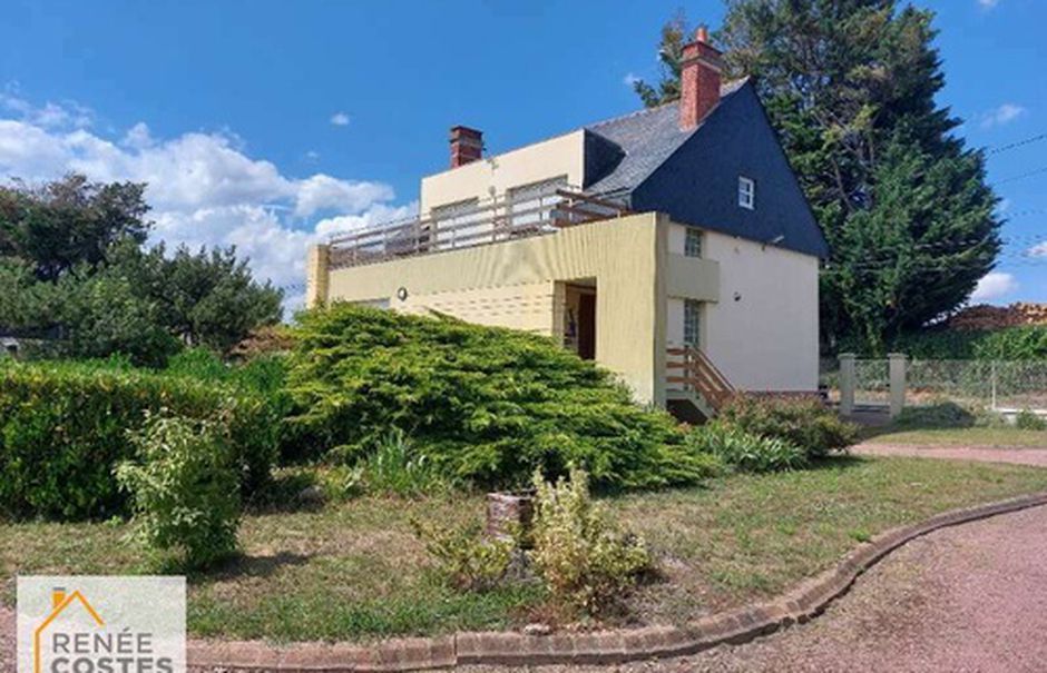 Viager maison 7 pièces 195 m² à Saumur (49400), 172 950 €