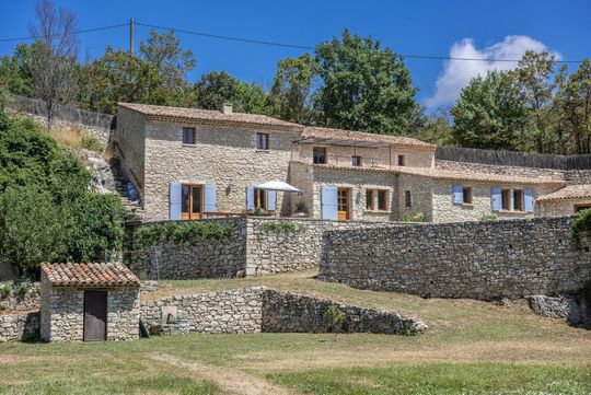 Mas Avec Piscine Villars à Vendre