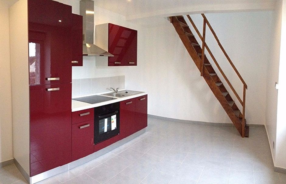 Location  appartement 1 pièce 24.64 m² à Boissise-la-Bertrand (77350), 580 €