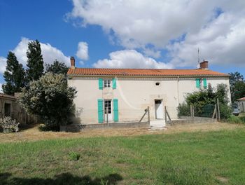 maison à Moreilles (85)