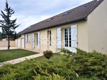 maison à Saint-Lubin-des-Joncherets (28)