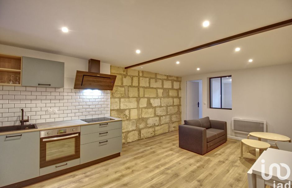 Location meublée appartement 2 pièces 40 m² à Bordeaux (33000), 950 €