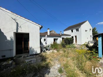 maison à Saint-Pierre-lès-Nemours (77)
