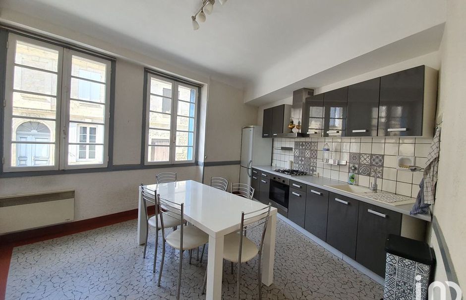Vente maison 5 pièces 130 m² à Naujan-et-Postiac (33420), 198 000 €