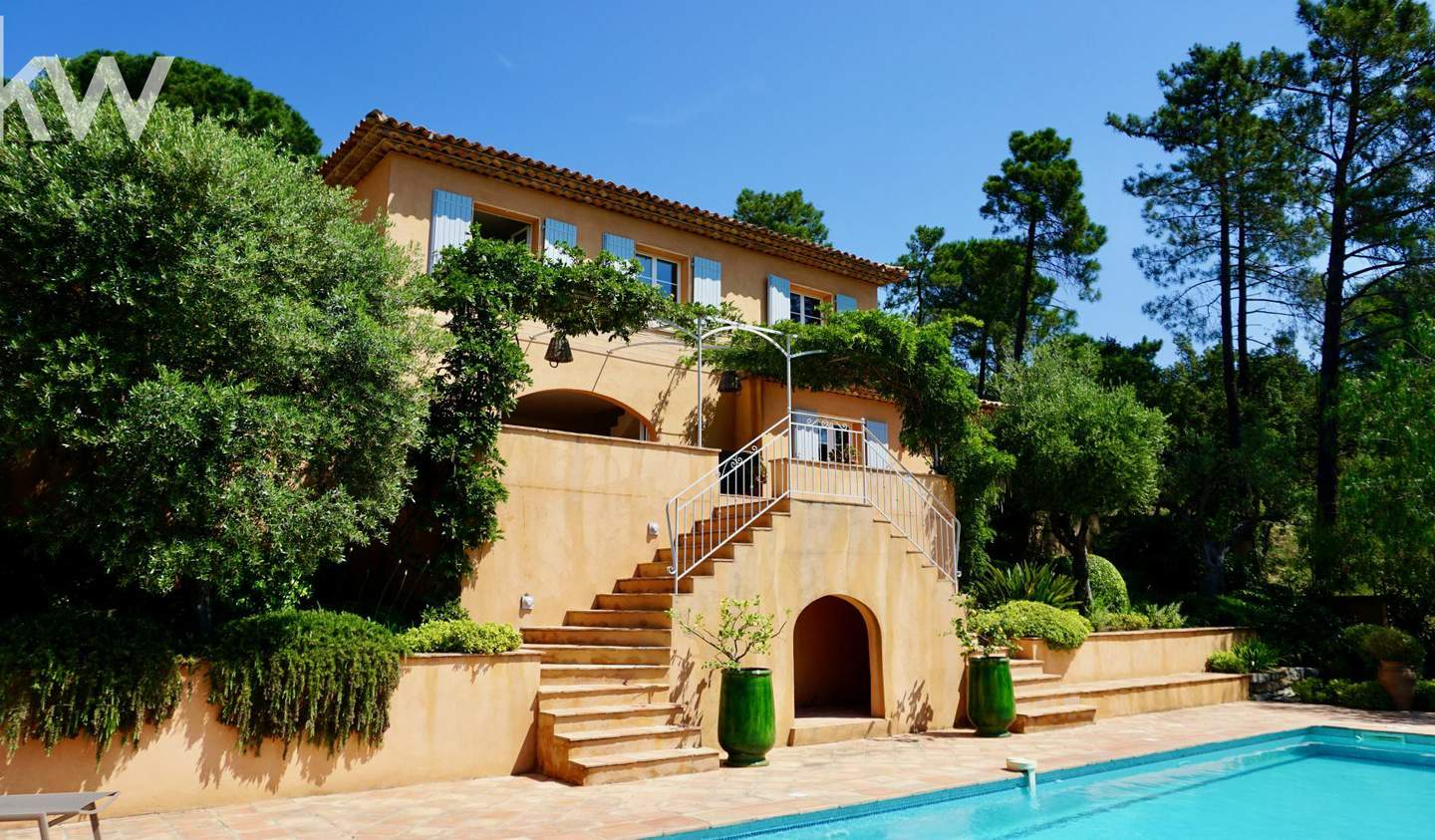 Villa avec piscine et terrasse Plan-de-la-Tour