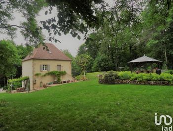 maison à Saint-Honoré-les-Bains (58)
