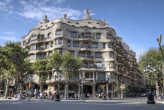 Casa Milà, un château de sable au cœur de Barcelone