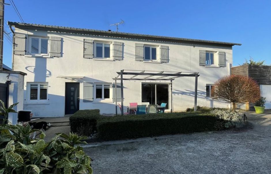Vente maison 5 pièces 139 m² à Gentelles (80800), 249 000 €