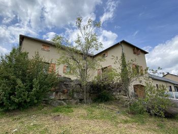 maison à Castelnau-Pégayrols (12)