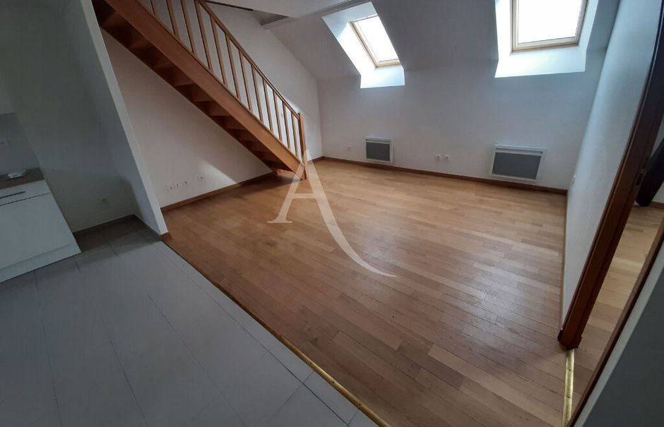 Location  appartement 3 pièces 43.49 m² à Saint-Arnoult-en-Yvelines (78730), 945 €