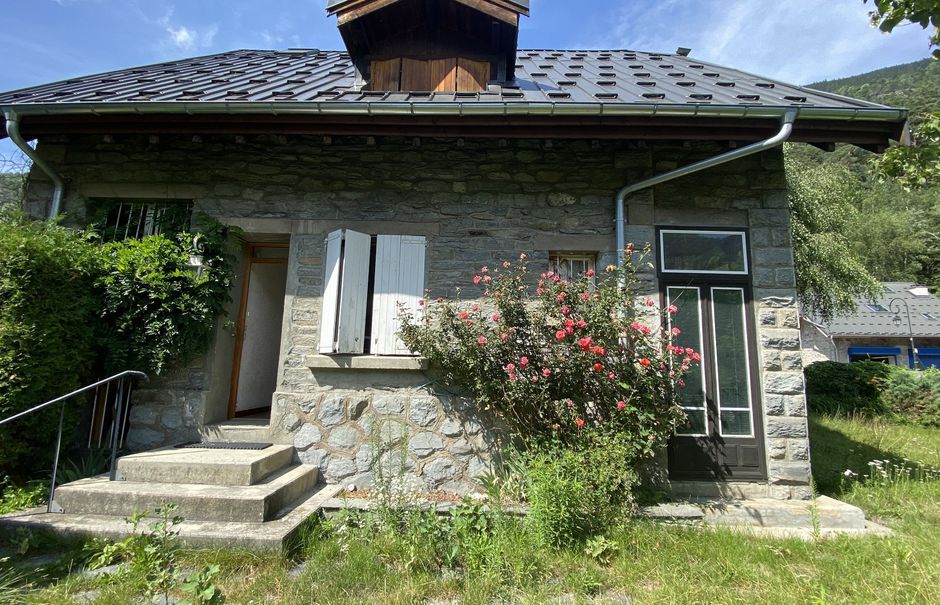 Vente maison 4 pièces 134 m² à Sainte-Foy-Tarentaise (73640), 410 000 €