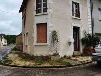 maison à Ancy-le-Franc (89)
