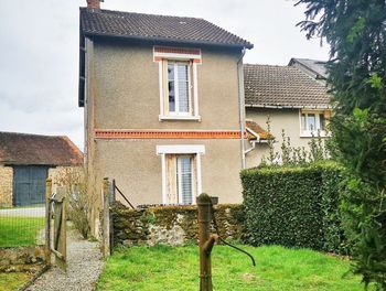 maison à Saint-Georges-les-Landes (87)