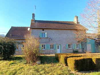 maison à Saint-Martial-le-Mont (23)