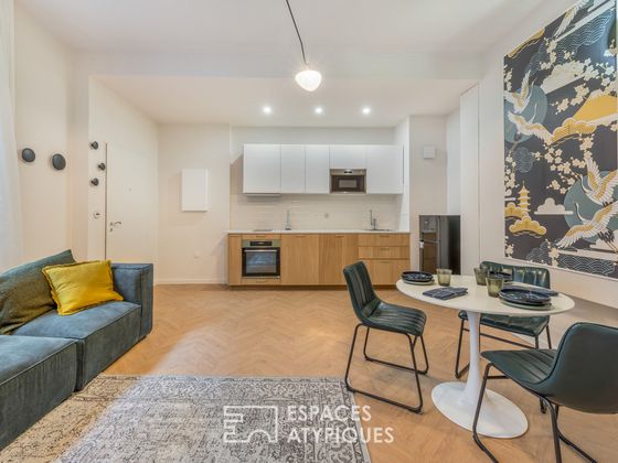 Location Appartement 2 Pieces 43 M 1 250 Lyon 1er 69