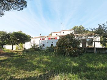 villa à Roquebrune-sur-Argens (83)