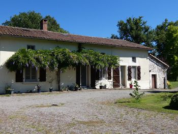 maison à Bussière-Boffy (87)