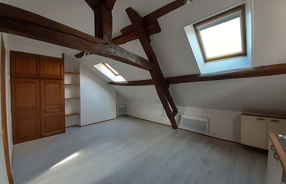 Location  appartement 1 pièce 19.86 m² à Brienon-sur-Armançon (89210), 290 €