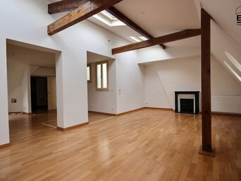 Vente D Appartement 5 Pieces A Paris 75 Appartement A Vendre