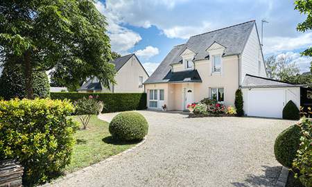 Immobilier De Luxe Saint Jean De Linieres Vente Immobilier De