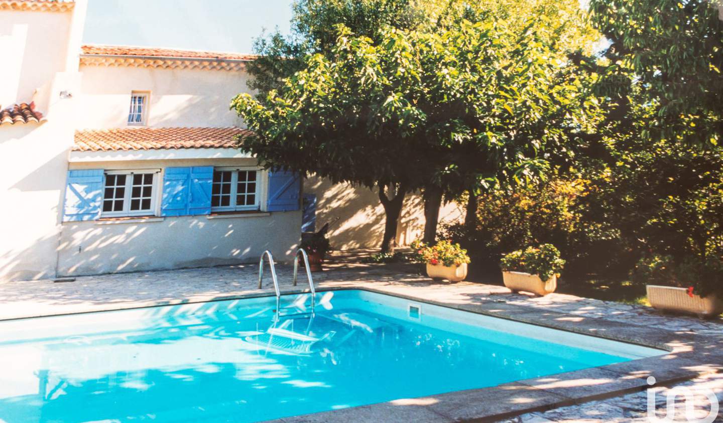 Maison avec piscine et terrasse Laurens
