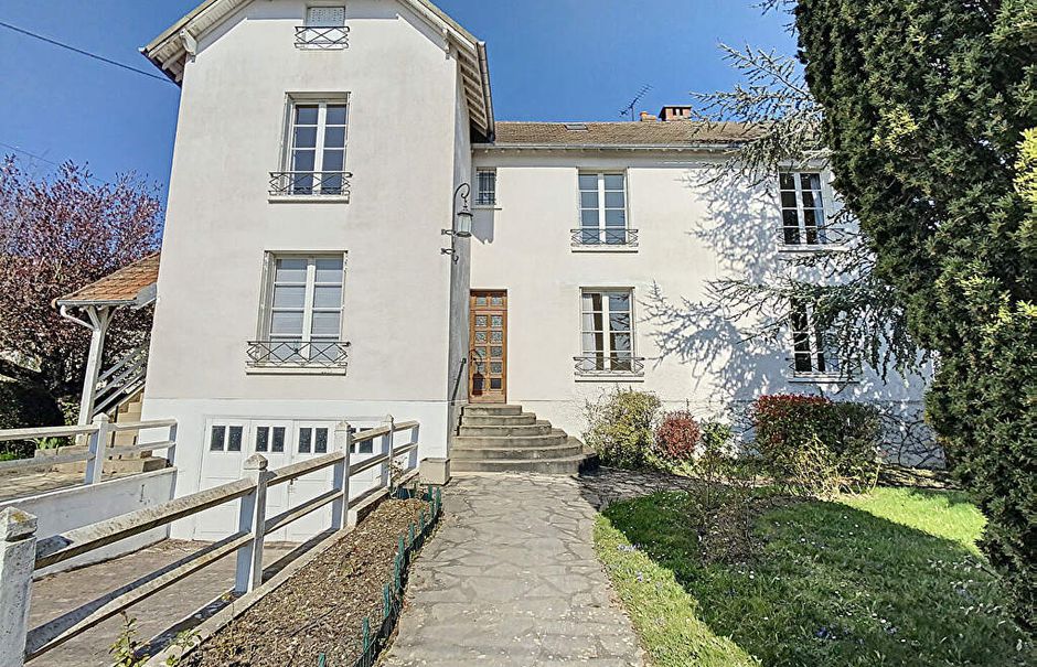 Vente maison 10 pièces 239 m² à Auxerre (89000), 295 000 €