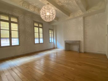Location D Appartement 4 Pieces A Aix En Provence 13 Appartement A Louer