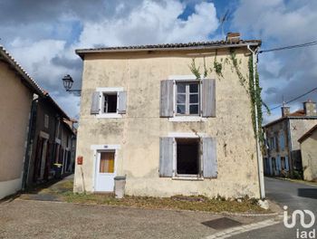 maison à Saint-Secondin (86)