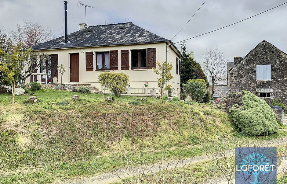 Vente maison 1 pièce 200 m² à Louvigné-du-Désert (35420), 45 500 €
