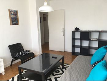 Location D Appartements 2 Pieces Meubles A Concarneau 29 Appartement Meuble A Louer