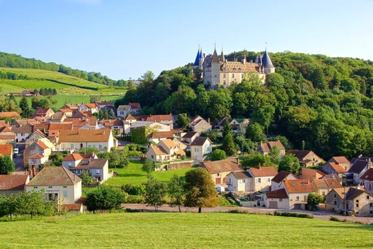 Acheter un château en Bourgogne, entre histoire et gastronomie