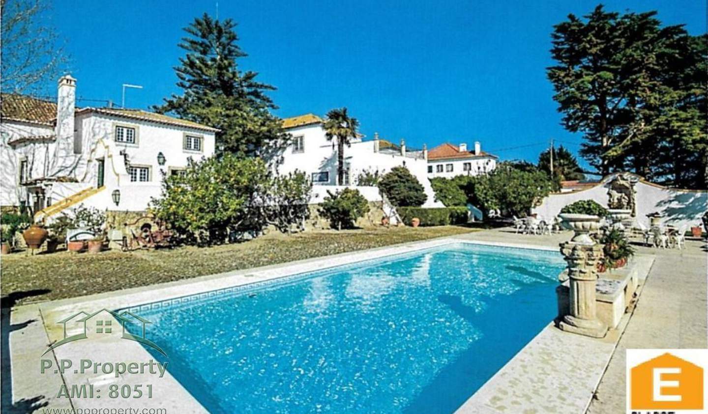 House with pool Lisbon