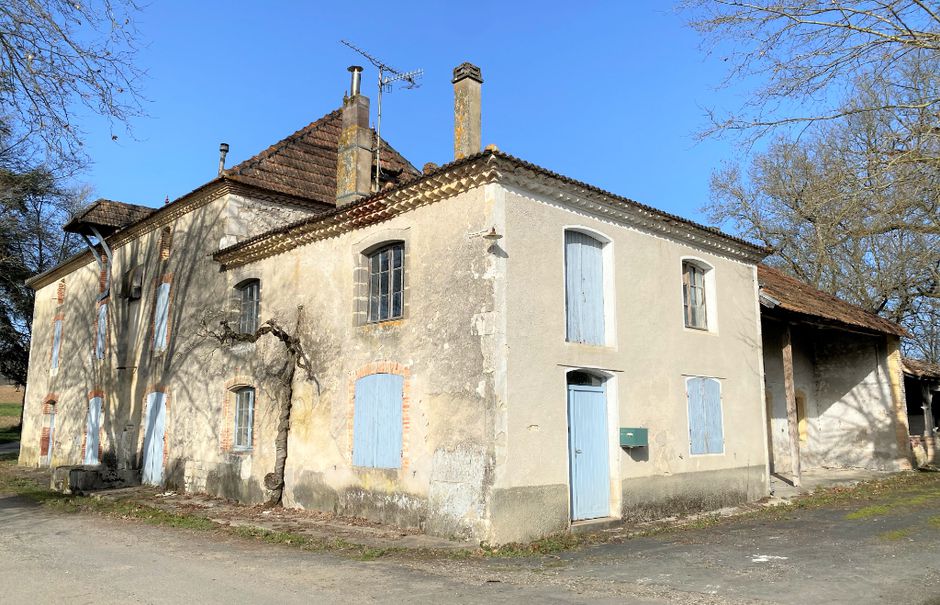 Vente moulin 12 pièces 480 m² à Penne-d'Agenais (47140), 189 000 €