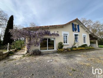 maison à Roullet-Saint-Estèphe (16)