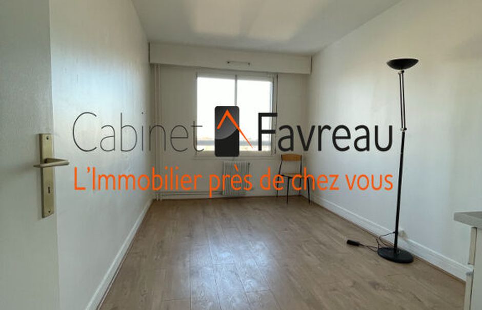 Location  appartement 1 pièce 18 m² à L'hay-les-roses (94240), 574 €