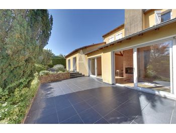 Maison A Vendre Tournus 71700 Saone Et Loire 3 Pieces 106 M2 A 115000 Euros