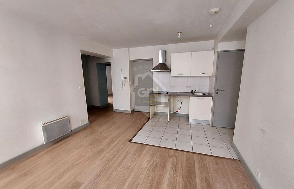Vente appartement 3 pièces 48.4 m² à Carpentras (84200), 83 000 €