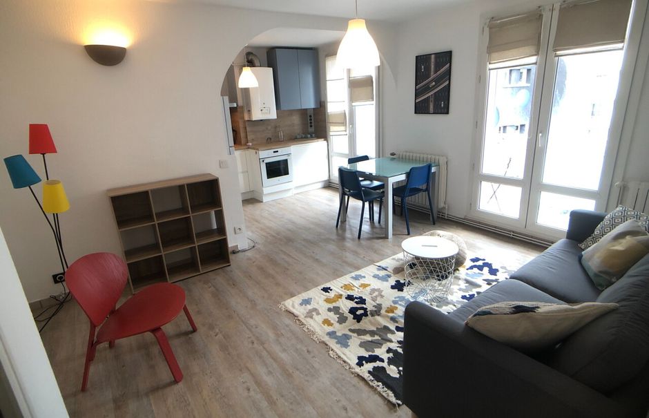 Location meublée appartement 4 pièces 65 m² à Grenoble (38000), 1 215 €