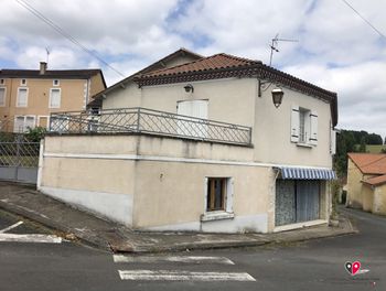 maison à Léguillac-de-l'Auche (24)