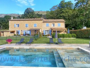 Vente De Maisons A Tourrettes Sur Loup 06 Maisons A Vendre