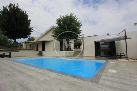 Maison De Luxe Avec Piscine Lunion à Vendre